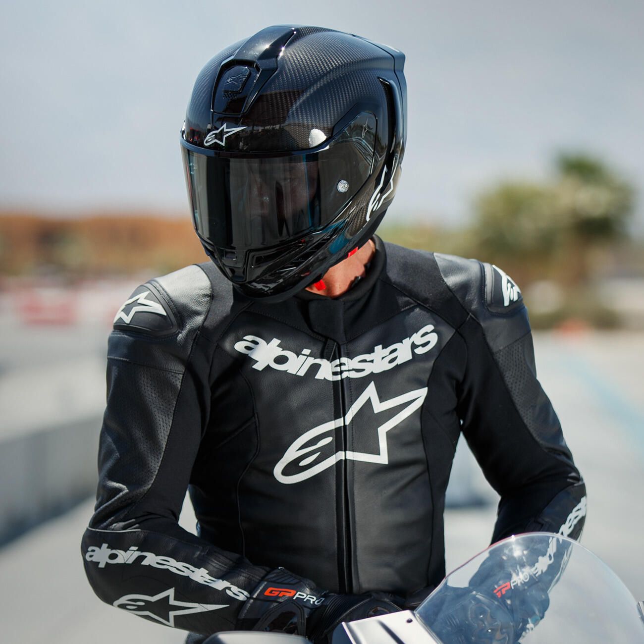Alpinestars Supertech R10 Solid Helmet FortNine