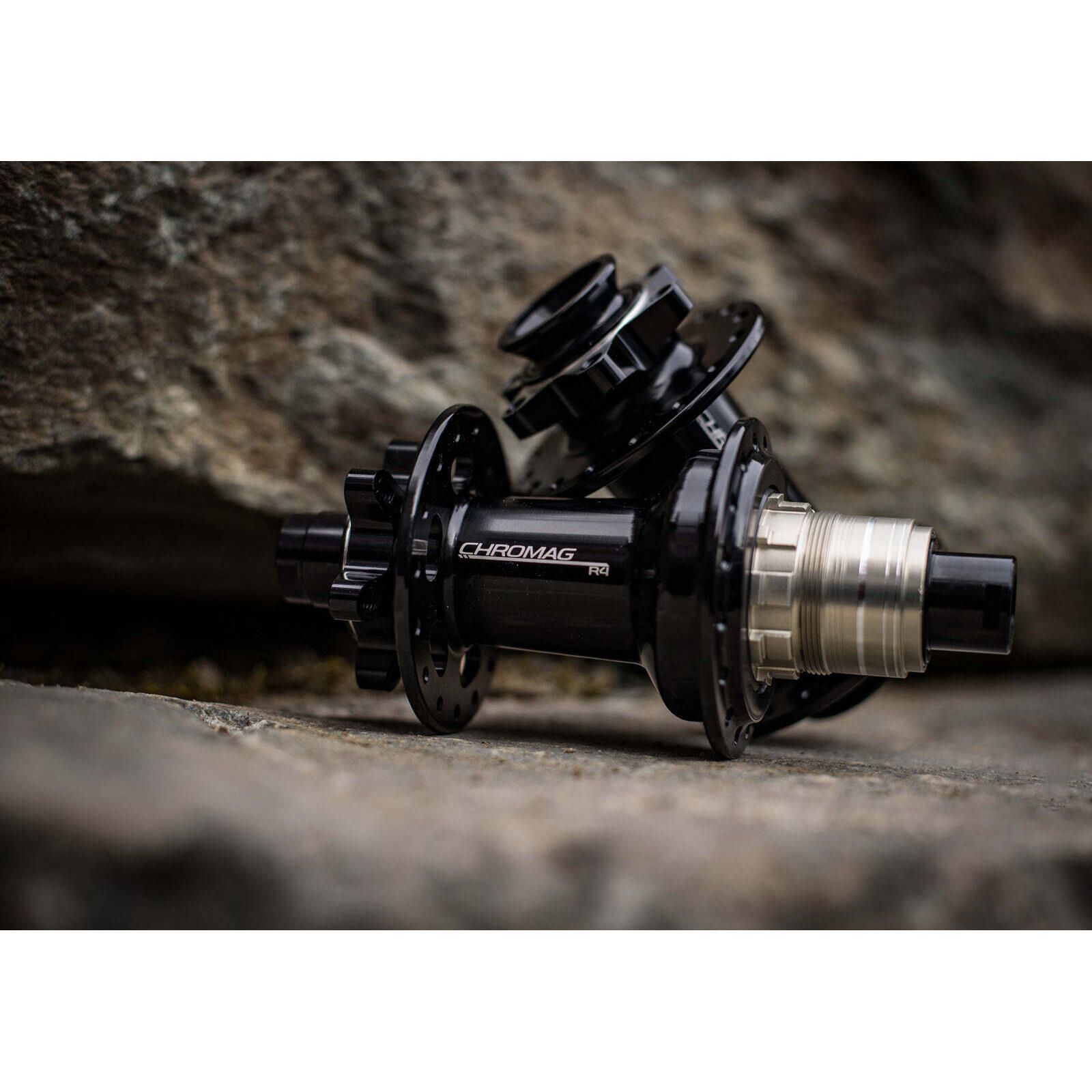 Chromag BA30 Front Wheel | FortNine