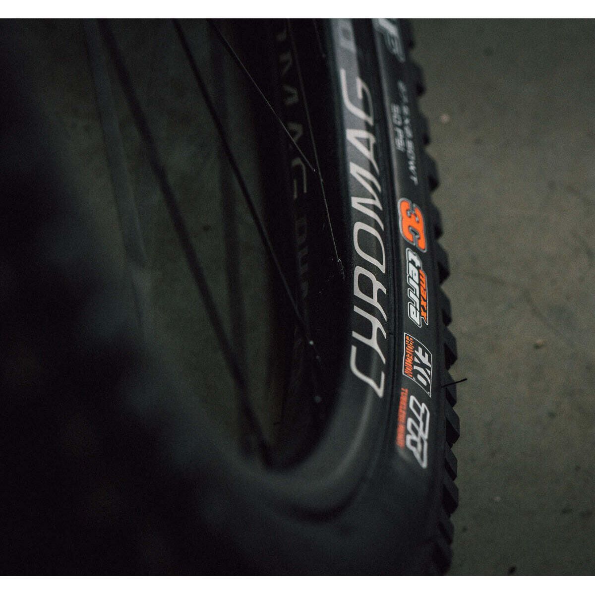 Chromag BA30 Front Wheel | FortNine