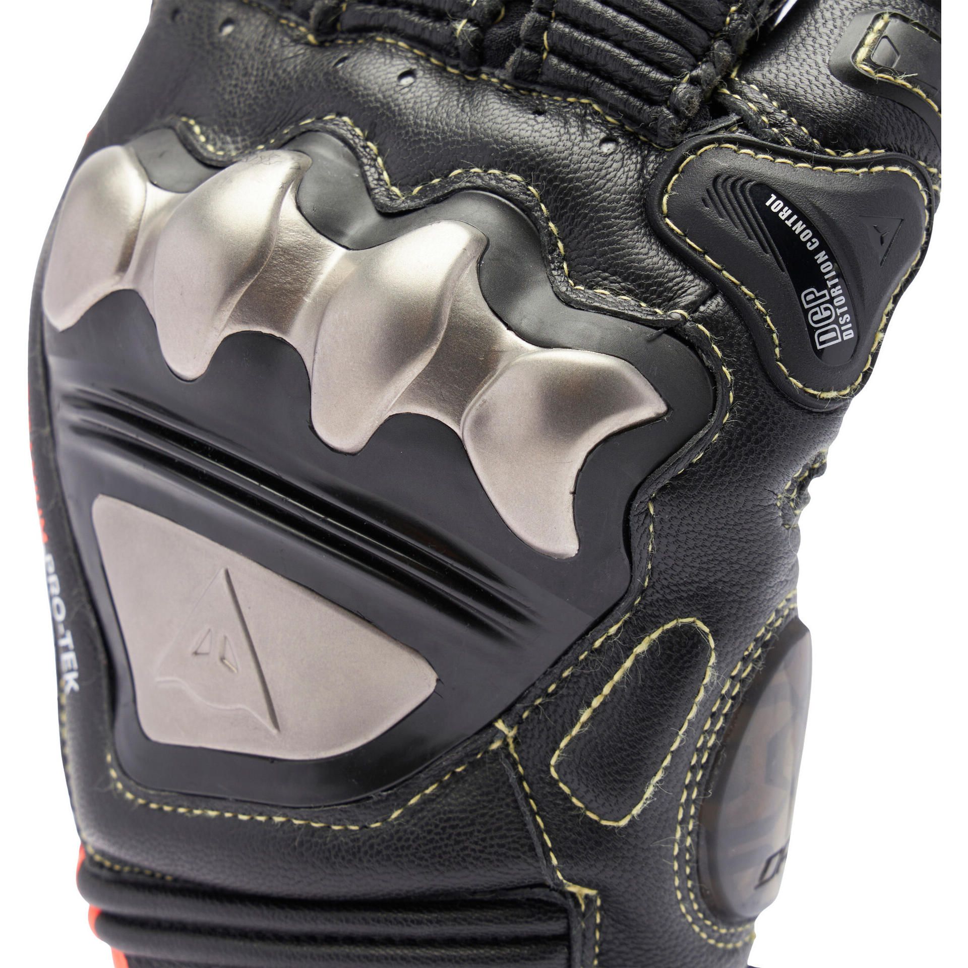 Dainese Full Metal 7 Gloves | FortNine