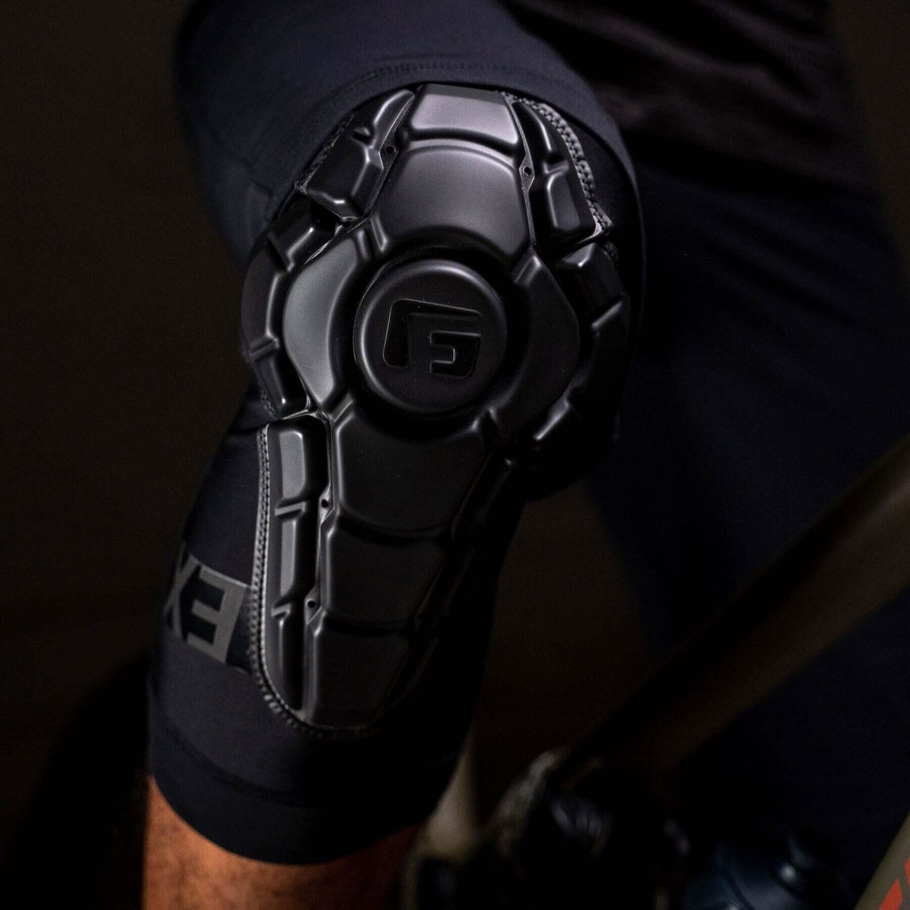 G-Form Pro-X3 MTB Knee Guards | FortNine Canada