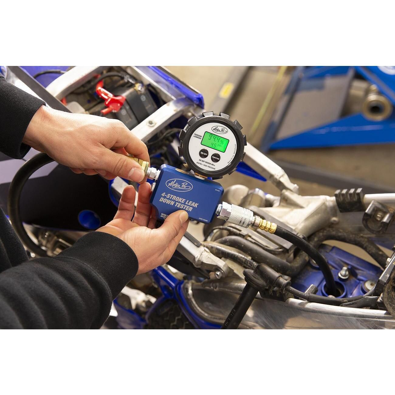 Motion Pro Digital 4-Stroke Leak Down Tester - 08-0740