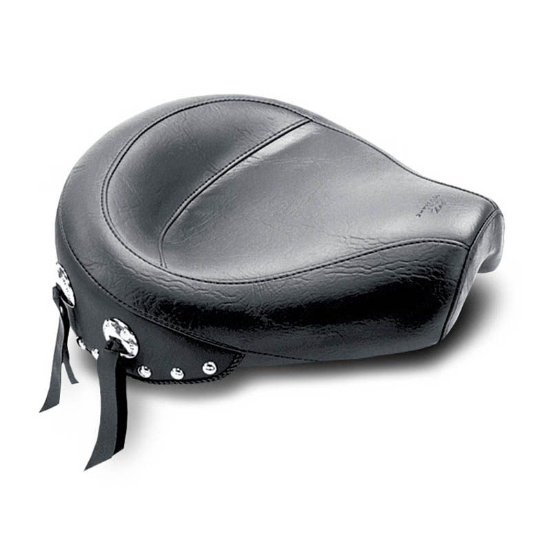 NH×SW . SOLO TABL② Mustang Wide Touring Solo Seat Studded - 75702 | FortNine