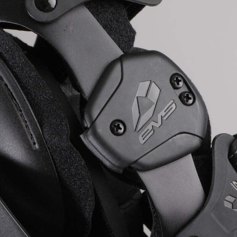 EVS Axis Pro Knee Brace | FortNine