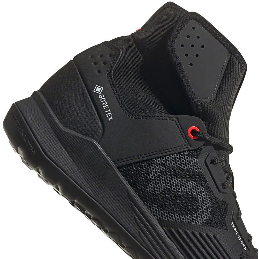 Five Ten Trailcross GTX Flat MTB Shoes | FortNine