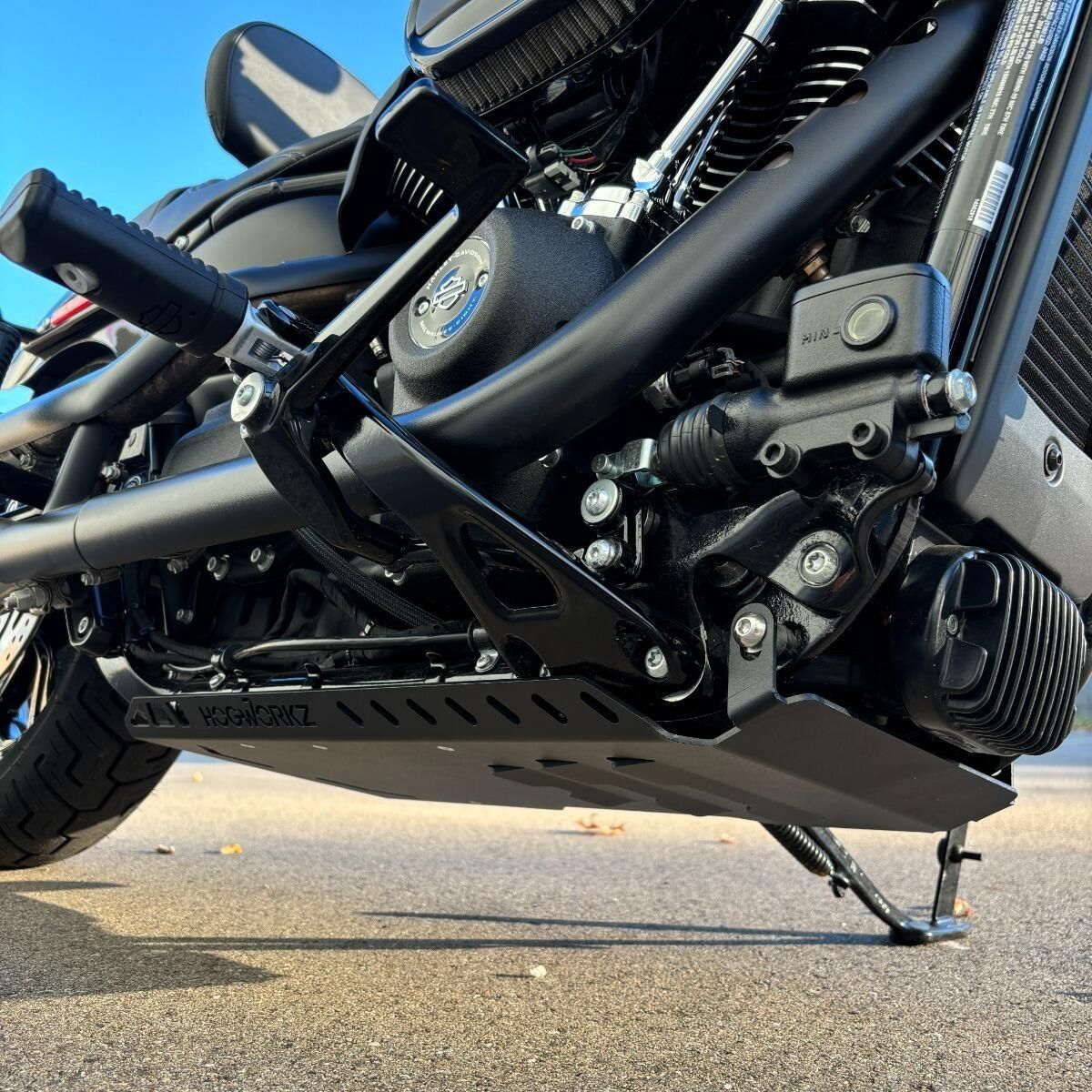 HogWorkz Skid Plate Black - HW131363 | FortNine