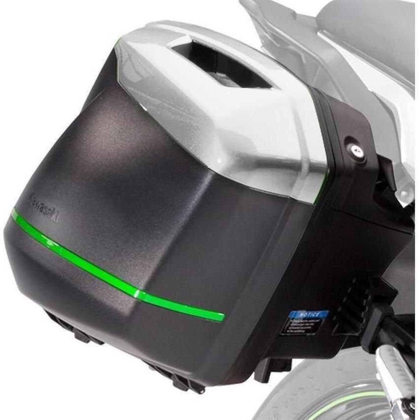 Kawasaki KQR 28 L Hard Saddlebag Colour Panel Set - Metallic