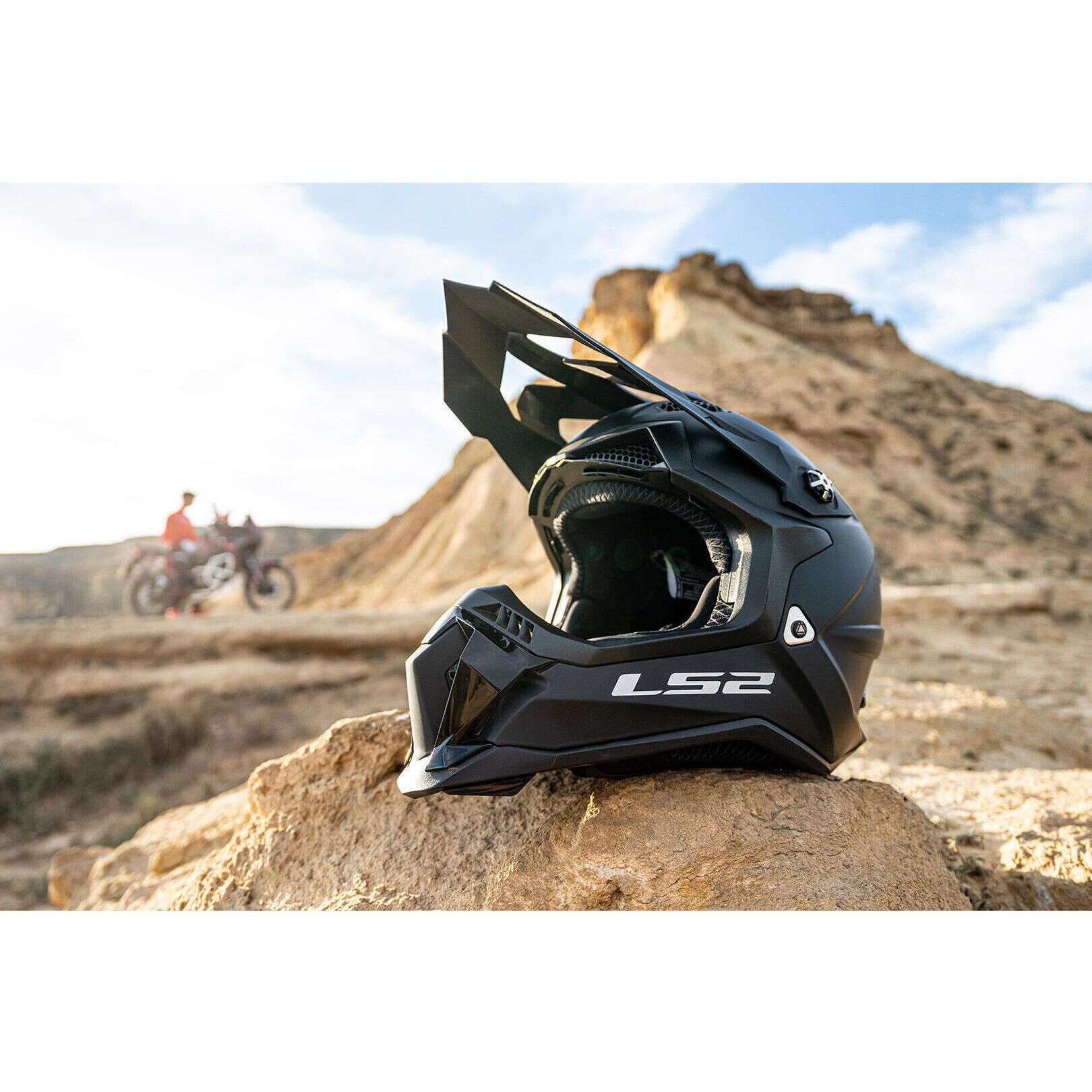 LS2 MX700 Subverter Evo Solid Helmet | FortNine