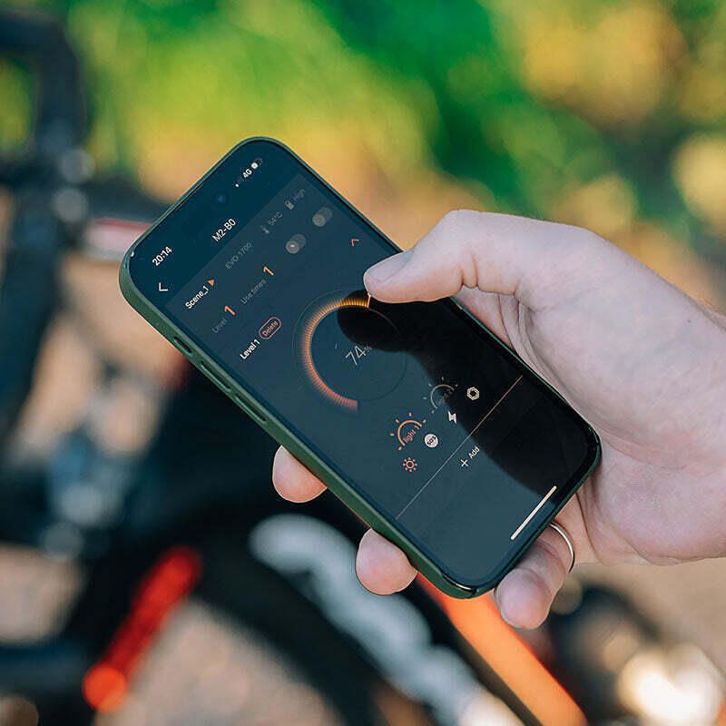 Magicshine EVO 1700, un foco frontal potente y económico con luz de